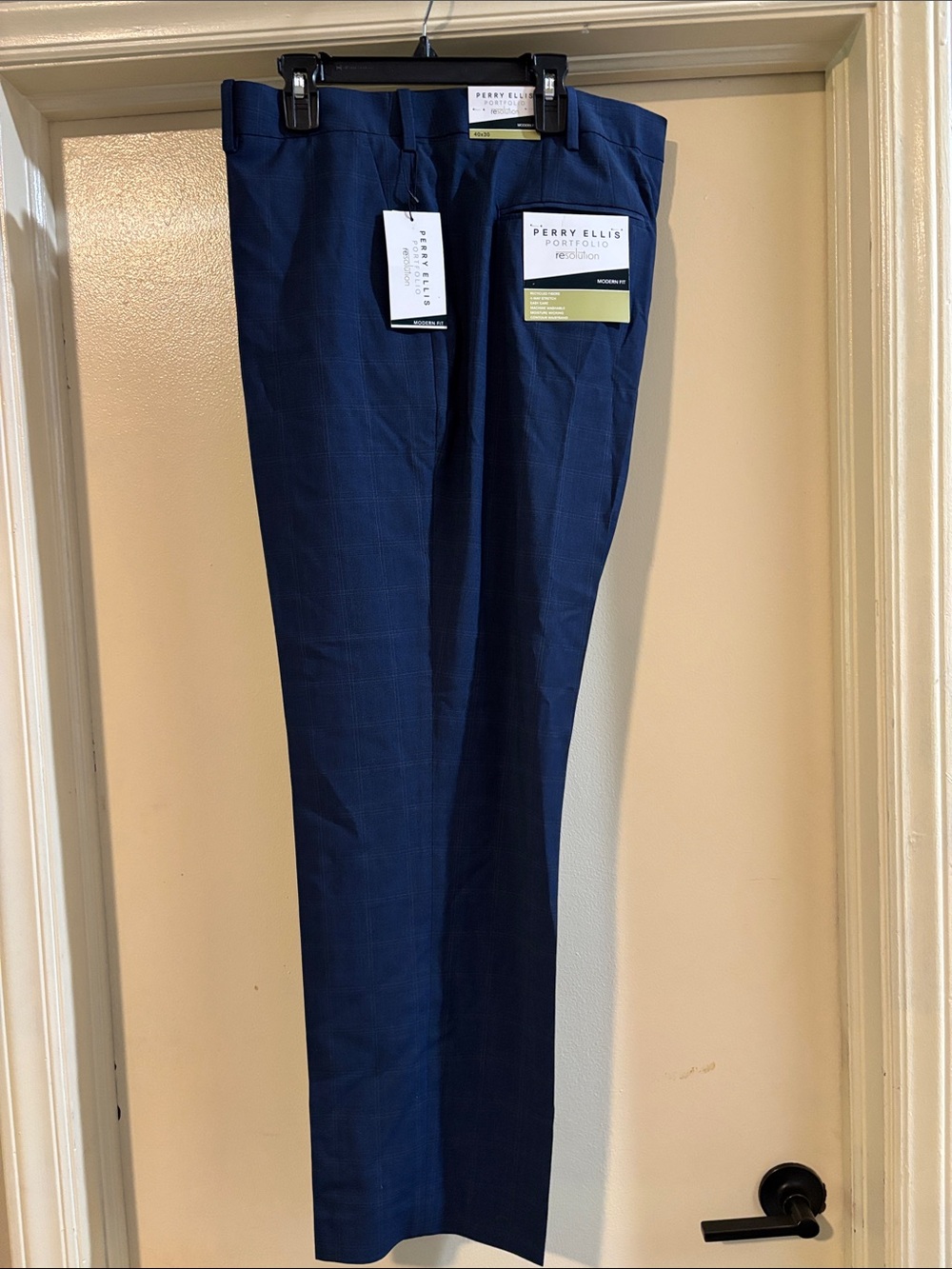 Perry Ellis Blue Men's Dress Pants - Slim Tailored Look